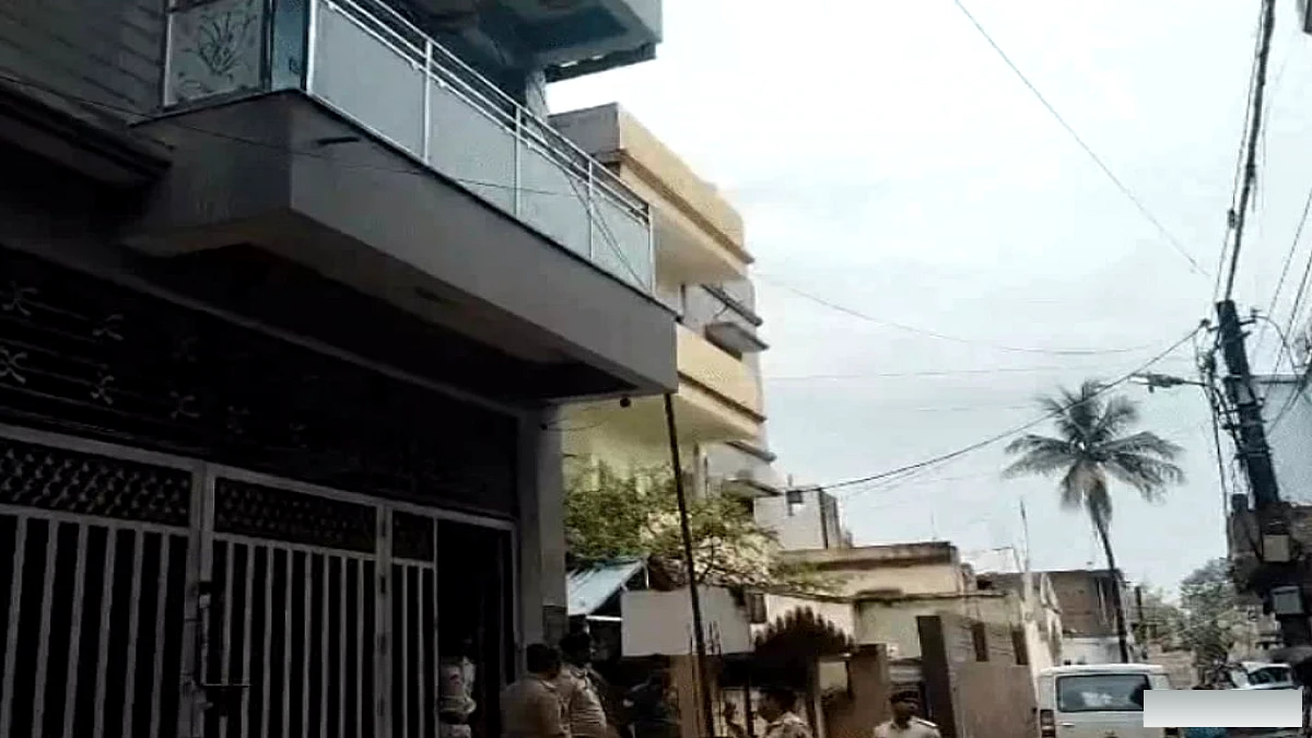 छापेमारी, निलंबन और फिर वापसी! आय से अधिक संपत्ति केस में हाजीपुर के लेखपाल को मिली राहत