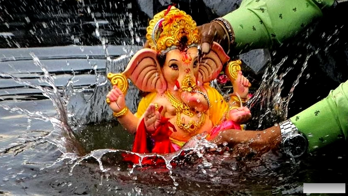गणेश विसर्जन पर पंचक का साया? सही तिथि और मुहूर्त जानिए