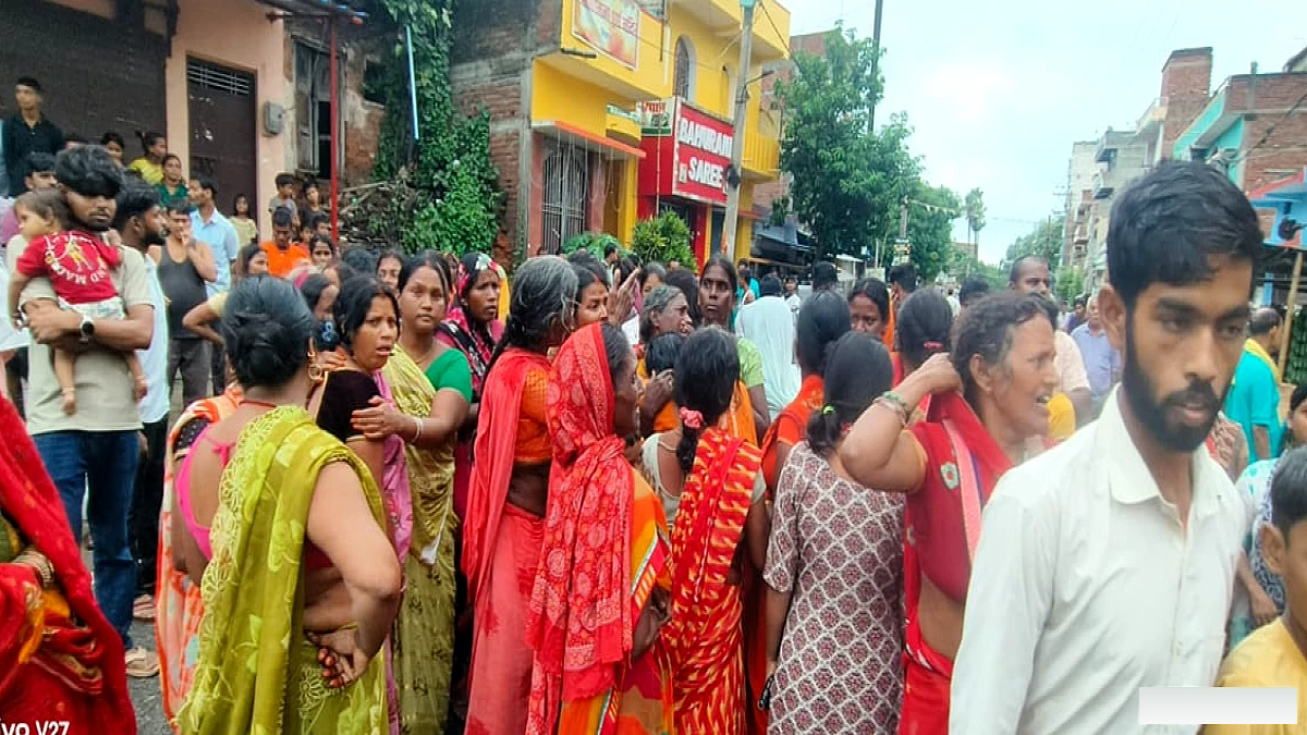 दो दिन से लापता युवक का सोन नहर में मिला शव, हत्या की आशंका पर बिहटा-बिक्रम मार्ग जाम