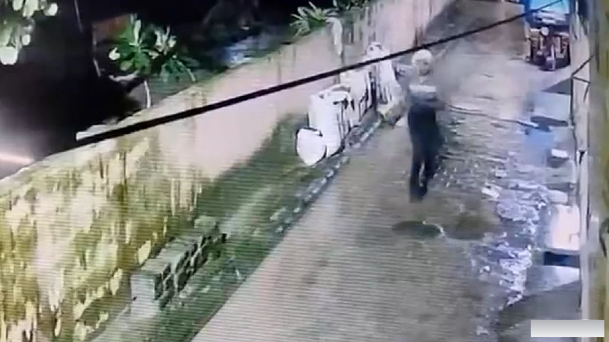 गन फैक्टरी से सेवानिवृत्त कर्मी के घर से सात लाख रुपये की चोरी