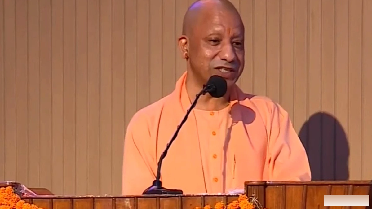 CM योगी ने कहा, "गाय को जानवर कहना पशु बुद्धि का शिकार" – विपक्ष पर तीखा प्रहार