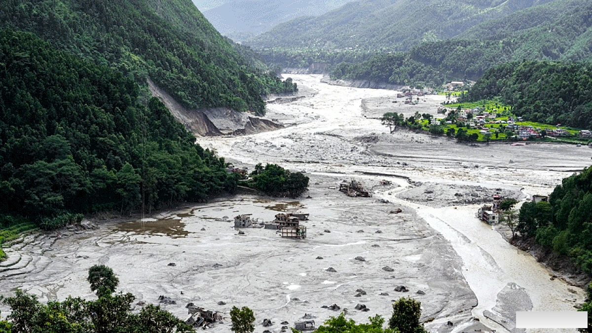 नेपाल में भारी बारिश से 21 मौतें, हजारों प्रभावित