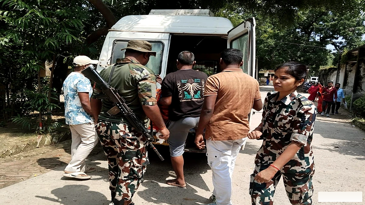बसकटवा जंगल में बेहोश मिली महिला, शरीर पर चोट के निशान; कई दिनों से थी लापता
