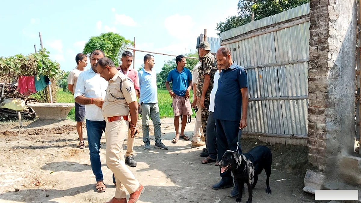 मुजफ्फरपुर में रिटायर्ड अधिकारी के घर भीषण चोरी, 12 लाख के गहने और नकदी ले गए चोर