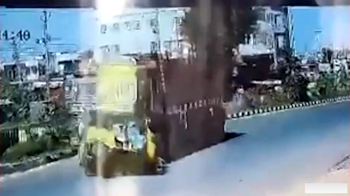 तेलंगाना में भीषण सड़क दुर्घटना, CCTV फुटेज से खुलेंगे कारण