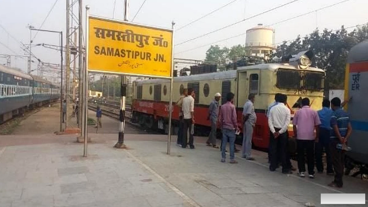 वैशाली एक्सप्रेस के सेकेंड एसी कोच में महिला से 5.10 लाख के गहनों की लूट, मोबाइल डाटा खंगाल रही पुलिस