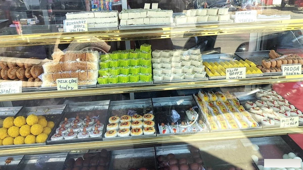 खुली मिठाइयों पर एक्सपायरी डेट लिखना अनिवार्य, 15 अक्तूबर से लागू