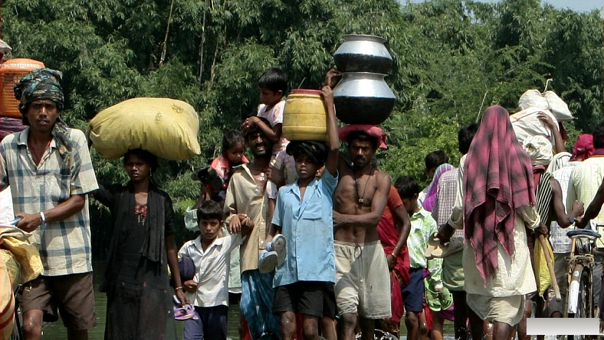 पाँच फुट तक जल स्तर, कई घर डूबे
