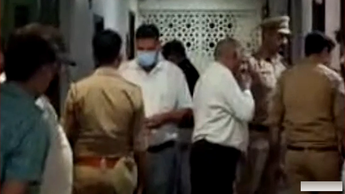 बेटे पर मां की हत्या का आरोप, खुद पुलिस को भी किया फोन