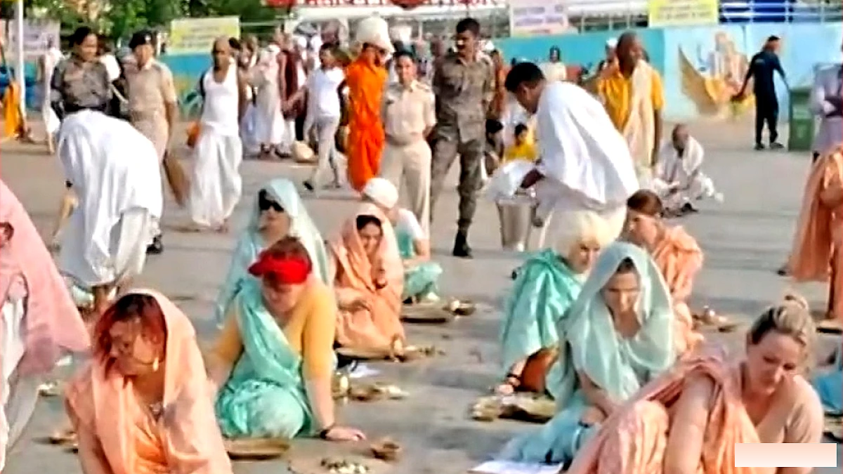 रूस, यूक्रेन, इटली और जर्मनी से आए श्रद्धालुओं ने दिल्ली में अंतरराष्ट्रीय संगीत महोत्सव में किया शानदार प्रवेश