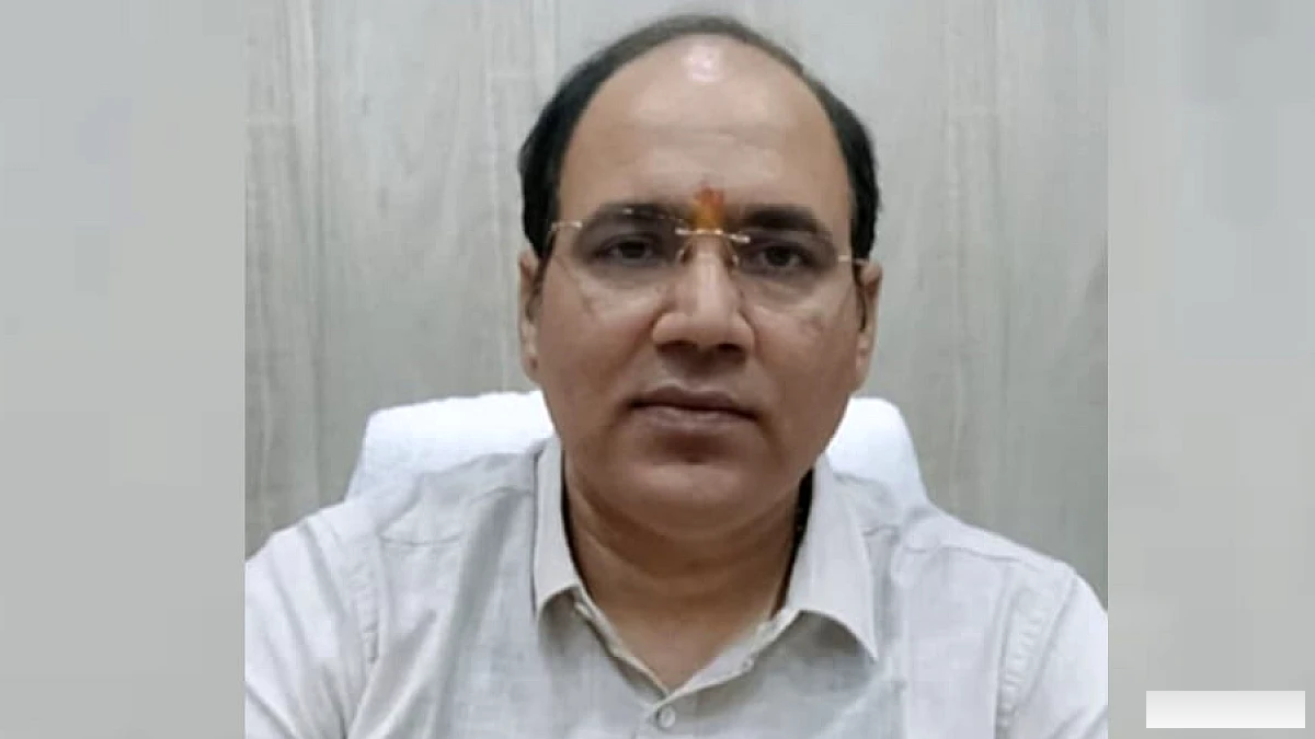 एआरटीओ निलंबन पर हाईकोर्ट की रोक, आलोक कुमार सिंह ने फिर संभाला कार्यभार