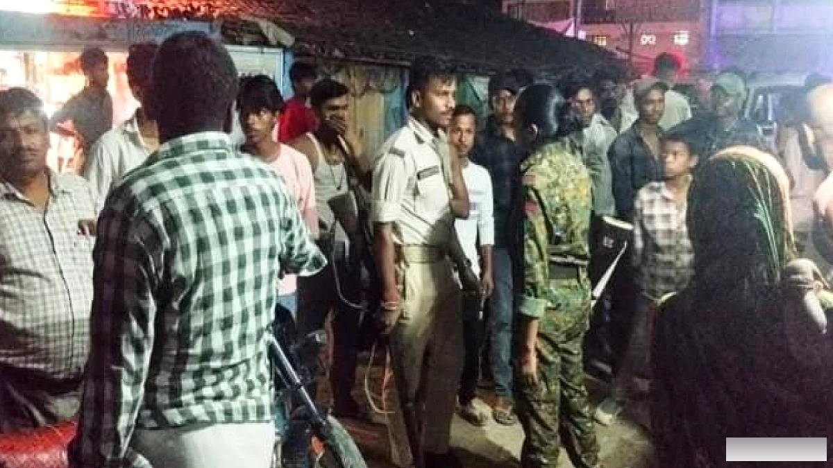 समस्तीपुर में ज्वेलर्स दुकान से तीन लाख के सोने के जेवर लूटे, बच्चे का झाला दिखाने के बहाने घुसा बदमाश