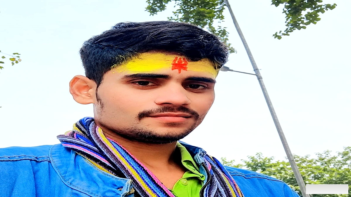 बाढ़ में भीषण सड़क हादसा, बाइक सवार दो युवकों की मौत; आक्रोशित ग्रामीणों ने फोरलेन किया जाम