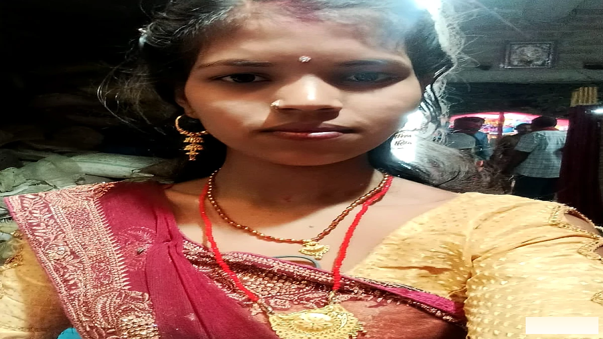 वैशाली में पति ने डंडे से पीट-पीटकर की पत्नी की हत्या, परिवार समेत घर में ताला लगाकर फरार
