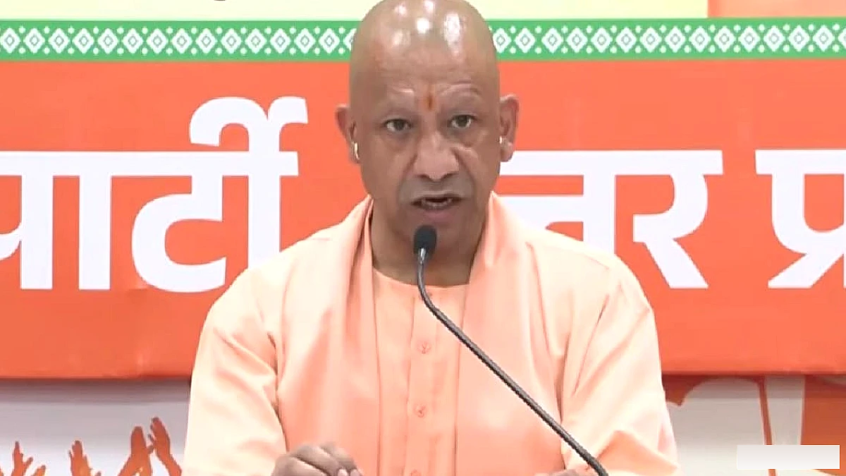 सीएम योगी ने SIR के तहत मतदाता सूची की सुदृढ़ता पर चर्चा की, युवाओं से नामांकन की अपील