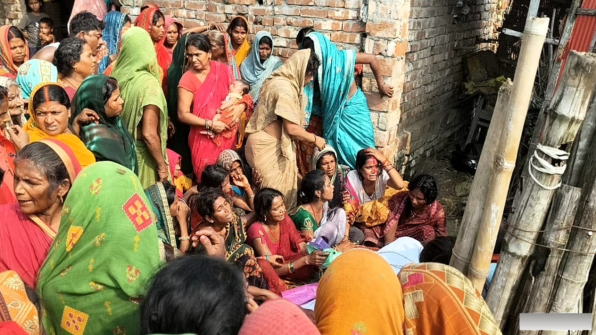 मधेपुरा में दर्दनाक सड़क हादसा, अज्ञात वाहन की चपेट में आने से दो युवकों की मौत, घर में मचा कोहराम