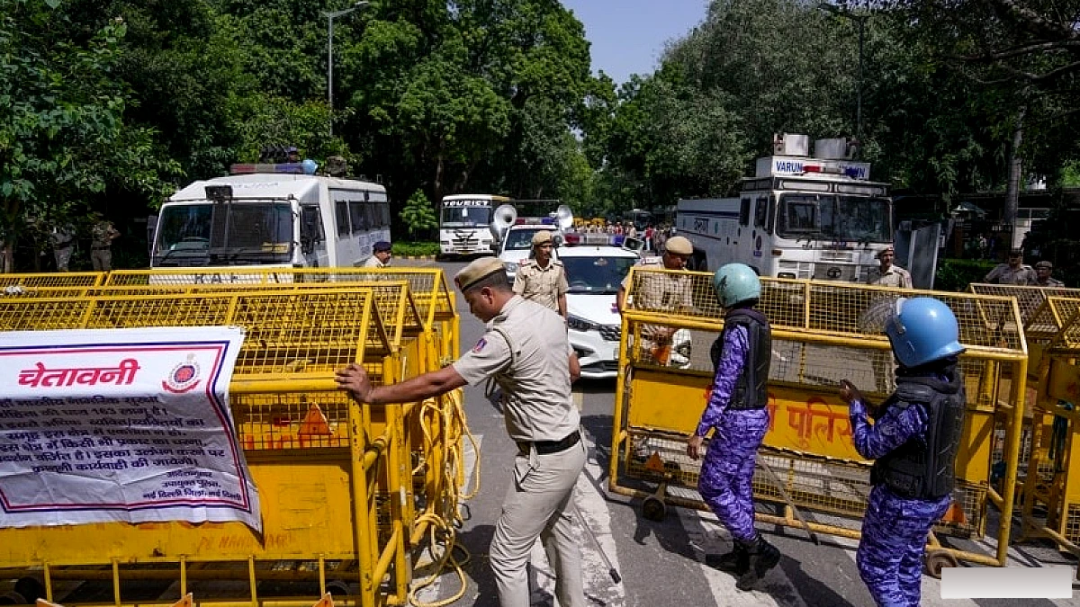 INDIA ब्लॉक के विरोध मार्च में 3000 पुलिस, अखिलेश यादव दिल्ली रवाना