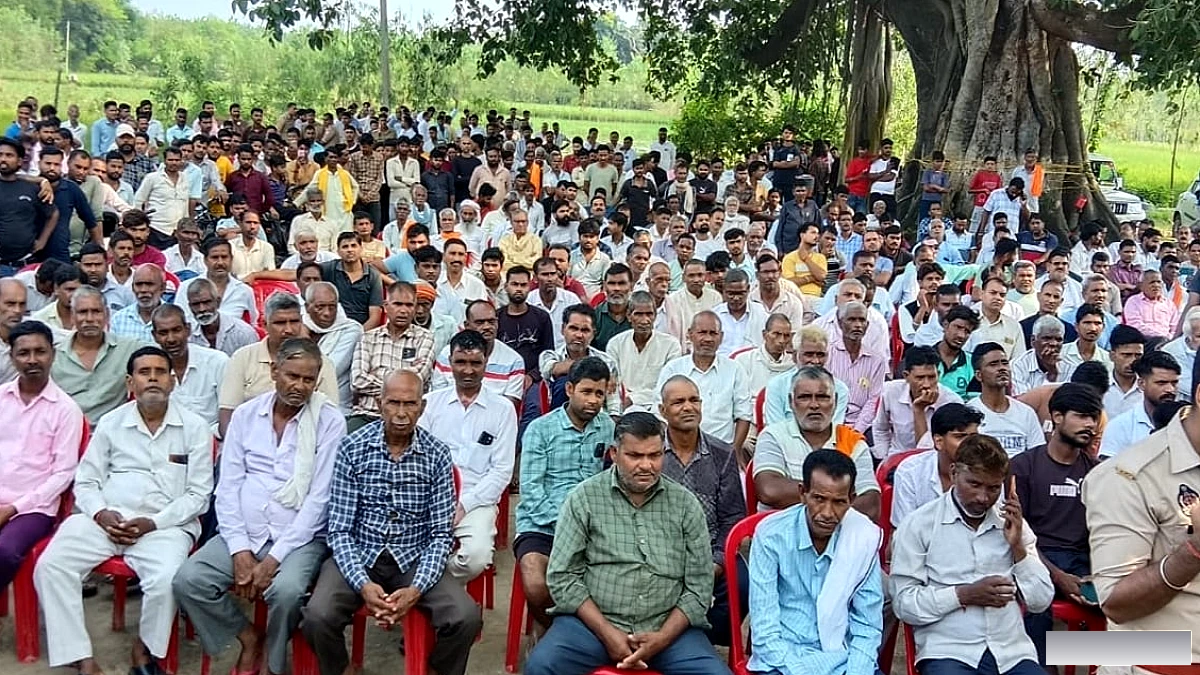 शिव मंदिर की 100 बीघा जमीन दूसरे समुदाय को बेचने का आरोप, ग्रामीणों में आक्रोश