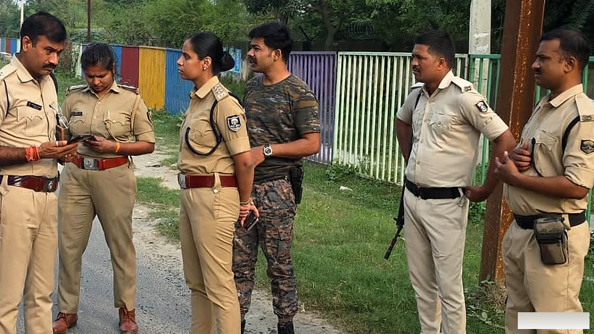 मुजफ्फरपुर में दिनदहाड़े बैंक कर्मी से 1.30 लाख की लूट, बाइक और टैब भी ले गए बदमाश