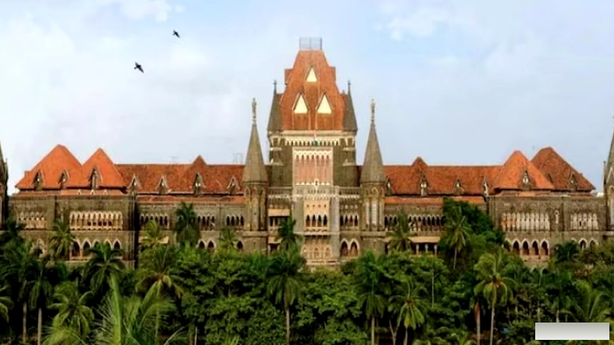 बॉम्बे हाईकोर्ट में मोबाइल से कार्यवाही रिकॉर्ड करने वाले सरकारी कर्मचारी पर ₹10,000 जुर्माना