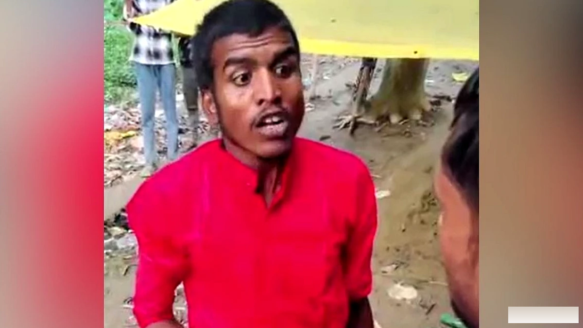बिहार के सीतामढ़ी में तांत्रिक ने बच्चों को हवा में उछाला, भीड़ ने देखा