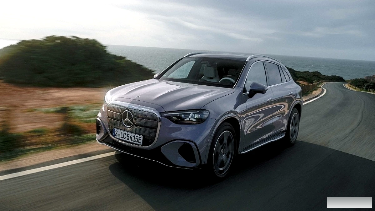 बुकिंग शुरू होते 36 घंटे में 650 से अधिक Mercedes‑Benz Electric GLC बुक, लॉन्च की तैयारी