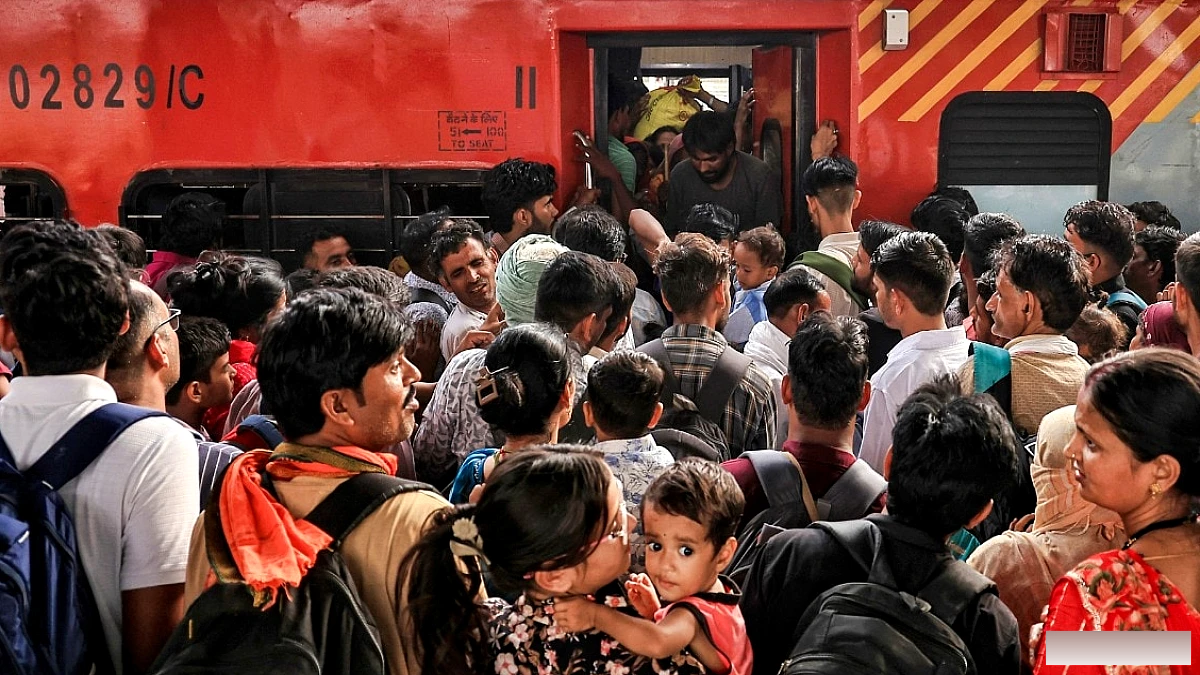 CJP प्रोटेस्ट के कारण कई ट्रेनें रद्द, 5,000 से अधिक यात्रियों को ट्रेन छूट गई