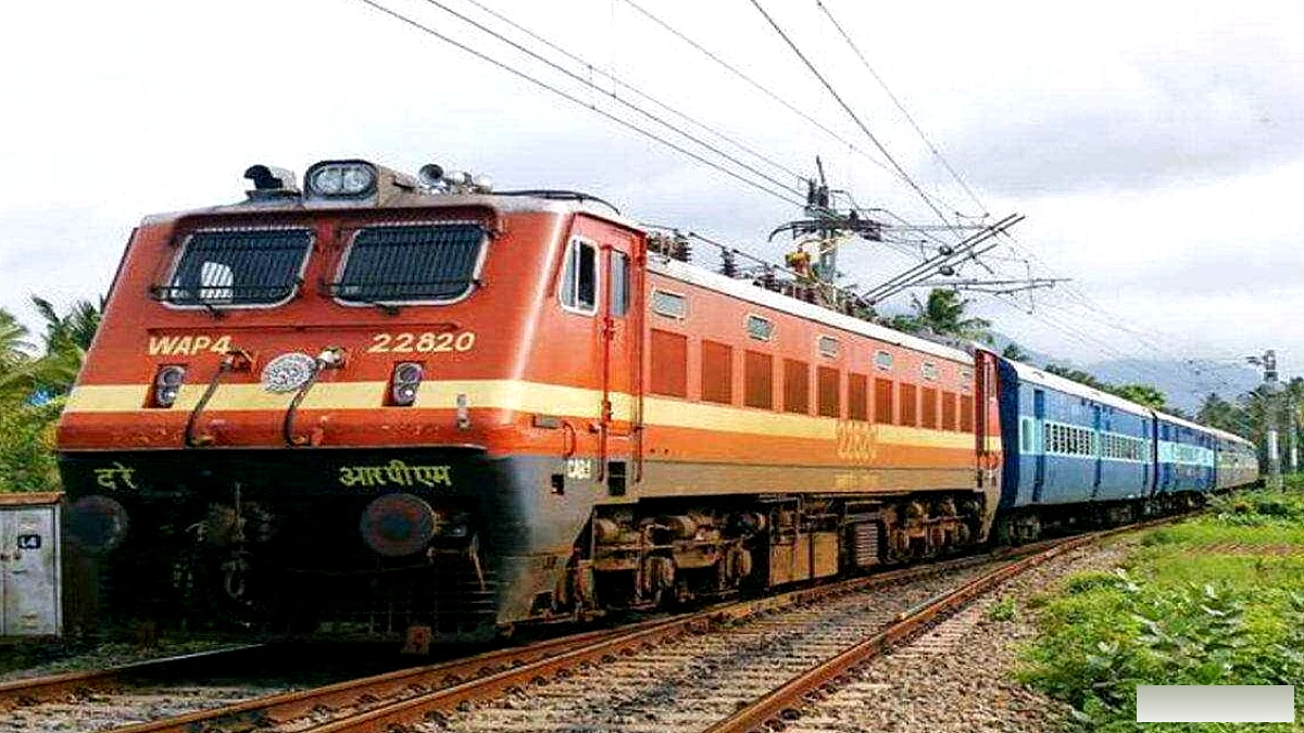 दिल्ली में विपक्ष के विरोध प्रदर्शन के मद्देनजर रेलवे का बड़ा फैसला, हमसफर समेत कई ट्रेनें निरस्त