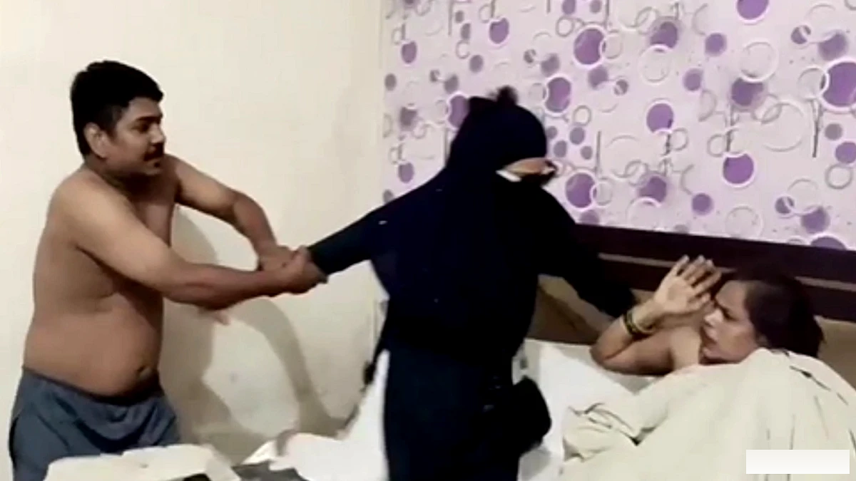 जबलपुर में पत्नी ने होटल में पति और दूसरी महिला पर थप्पड़ मारकर हंगामा मचा