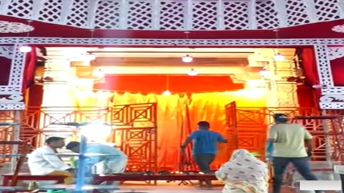 कहीं 56 भोग की परंपरा, तो कहीं तंत्र साधना की चर्चा, आखिर क्यों खास है बखरी का दुर्गा मंदिर?