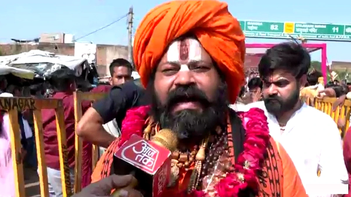 महंत राजूदास ने मोदी से Gen‑Z पर कड़ी कार्रवाई की मांग, कहा ‘हम आपके साथ’