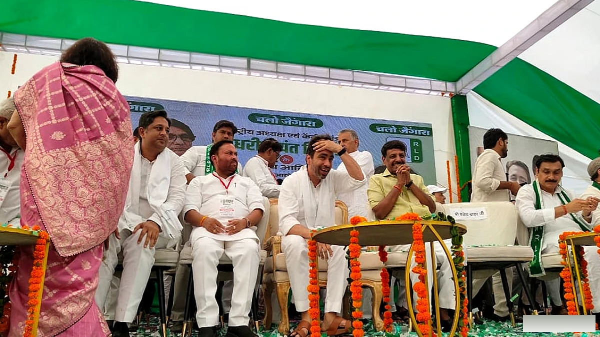 जयंत चौधरी ने जताया 'किसी ऐरे-गैरे के आगे नहीं झुकेंगे', जैंगारा में रालोद की ताकत दिखाई