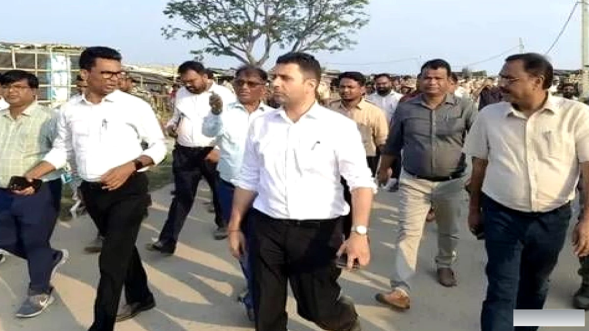 सिमरिया कल्पवास मेले से पहले संतों की मांग, रिफाइनरी के दो संयंत्र हटाएं, बुनियादी सुविधाएं दें