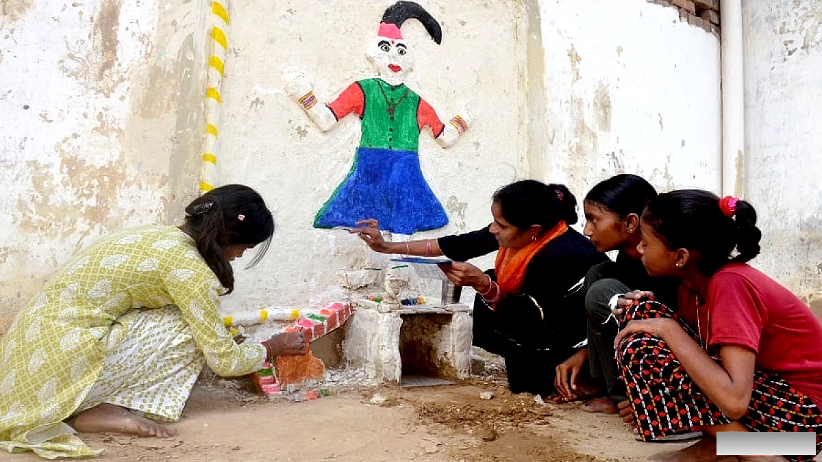 नौरता परंपरा का संकुचन: गांवों में अब भी उमंगें