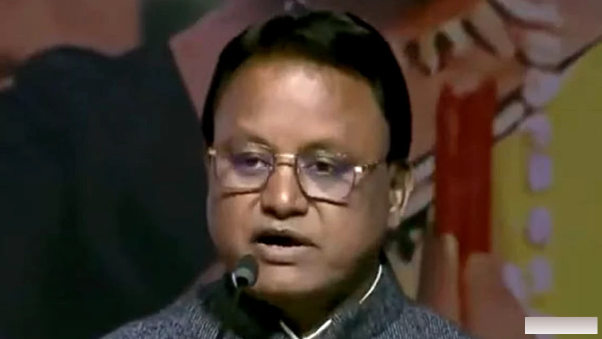 सहायक प्रोफेसर पर छात्राओं से निजी जानकारी मांगने का आरोप, वायरल ऑडियो में सीएम का नाम