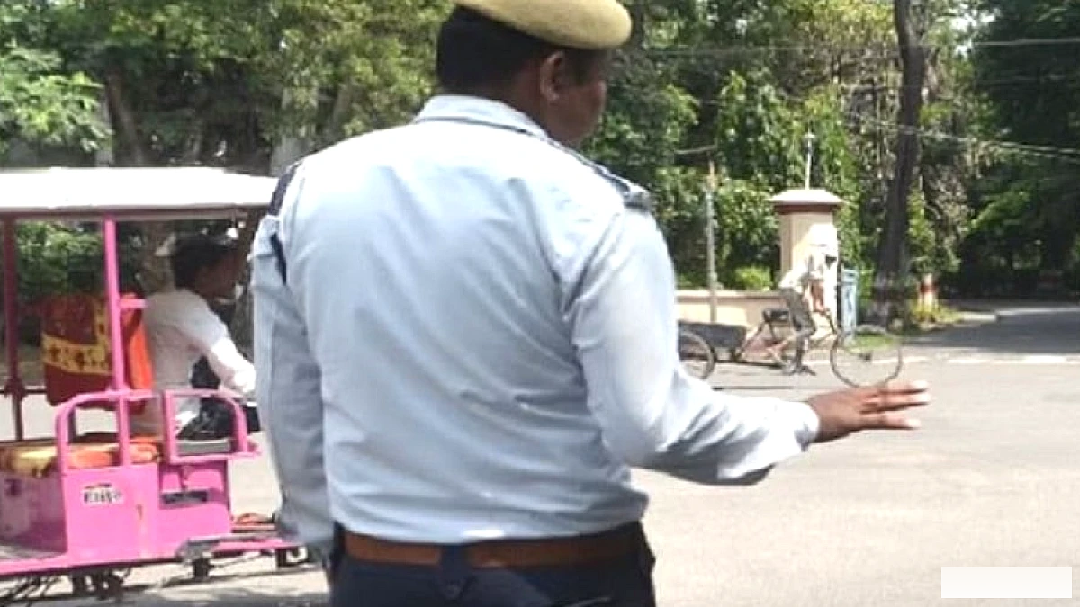 उप. किसान को बाइक से मिली लिफ्ट, फिर हुआ असभ्य व्यवहार – किसान का बयान