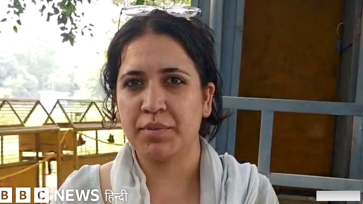 हिरासत में लिए गए प्रदर्शनकारियों के साथ पुलिस ने क्या किया?