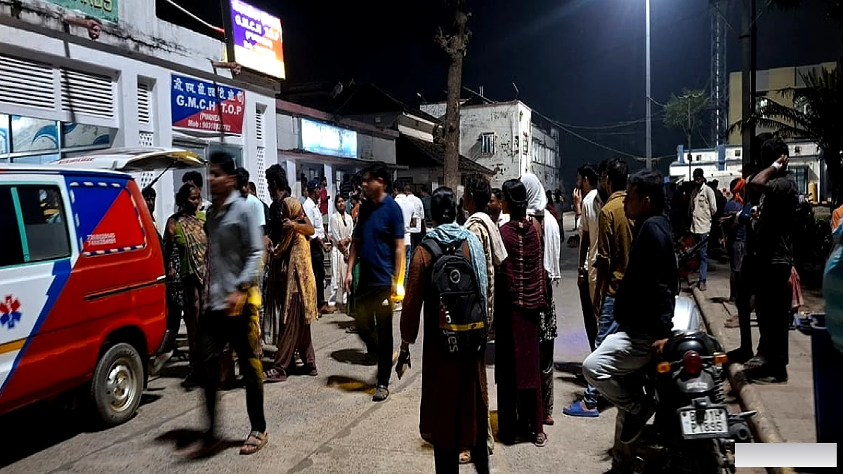 बायसी से रेफर नवजात की पूर्णिया जीएमसीएच में मौत, परिजनों का आरोप- बुजुर्ग की पर्ची पर चलता रहा इलाज