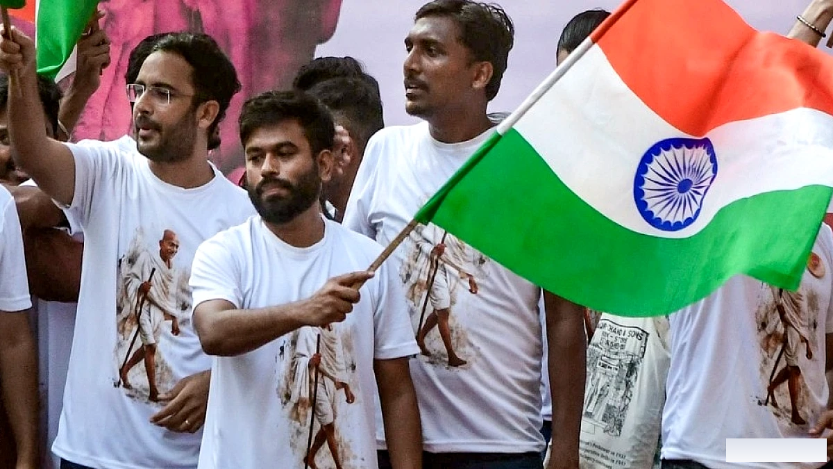 अभिजीत दिपके ने 16 अक्टूबर को कनॉट प्लेस में तिरंगा लहराने का ऐलान, देशभर से भागीदारी की अपील
