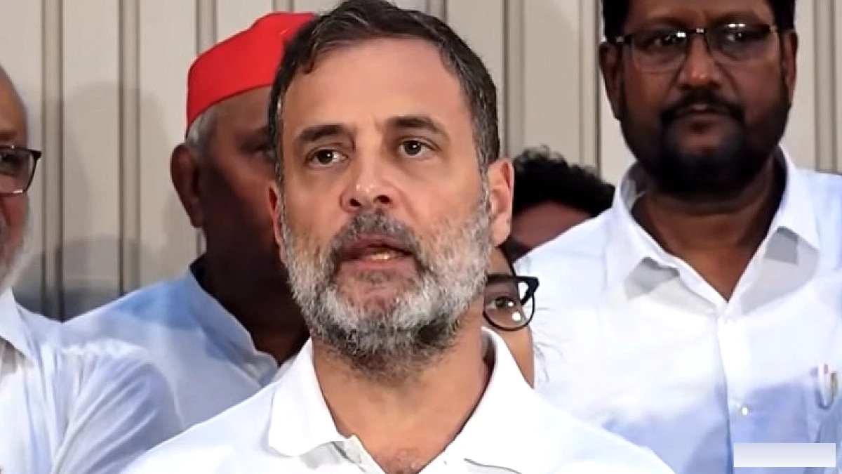 राहुल गांधी ने अंकिता भंडारी के परिवार से मिलने इंडिया गेट पर किया दौरा, प्रियंका भी साथ