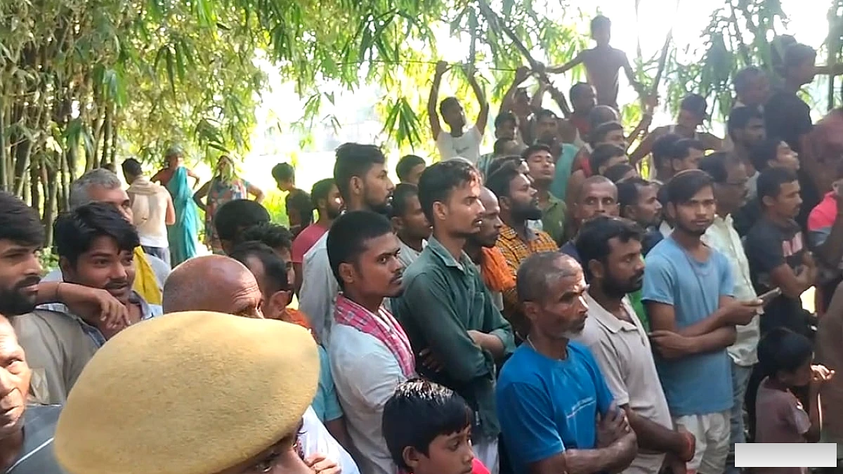 बिहार में 15 वर्षीय किशोर का शव मिला: गले पर निशान, कान से खून – पुलिस ने हत्या का संदेह जताया