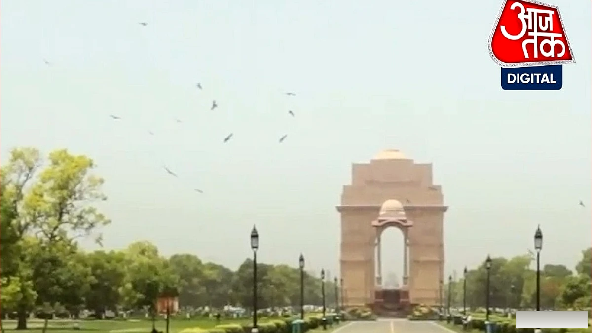 दिल्ली में पुराने ट्रकों और बसों पर पाबंदी: कारण, दायरा और दंड