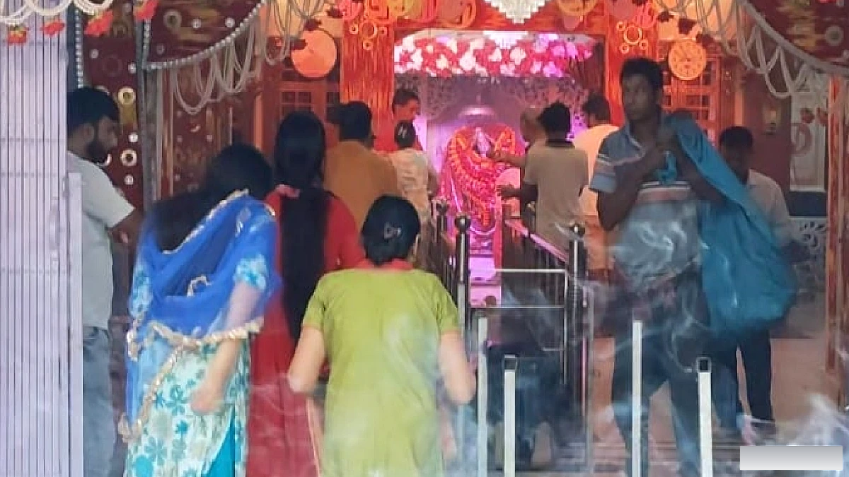 नवरात्र के सातवें दिन मां कालरात्रि की पूजा, बिहार में भक्ति और आस्था का दिखा अद्भुत नजारा