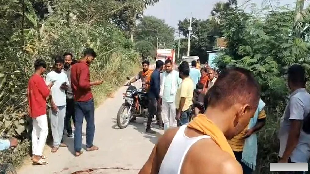 सड़क हादसे ने उजाड़ दिया परिवार, दो बाइकों की टक्कर में 21 वर्षीय युवक की मौत, दूसरा गंभीर
