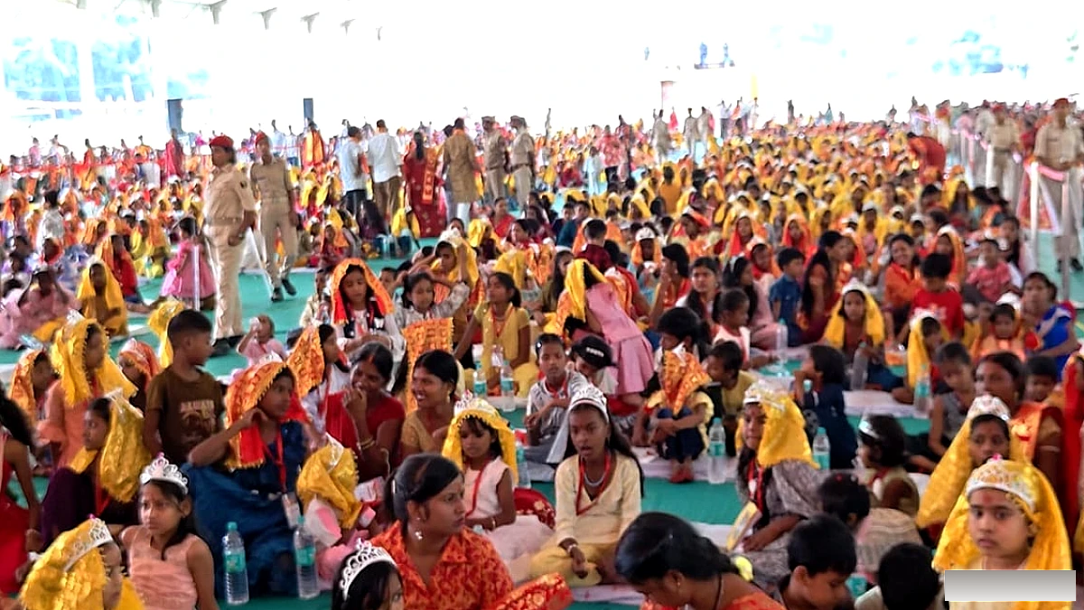 गयाजी में 2100 कन्याओं का सामूहिक पूजन, गांधी मैदान में दिखा भक्ति और श्रद्धा का अद्भुत नजारा