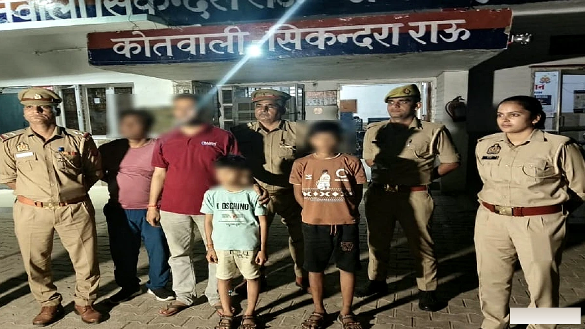 दो किशोर भाई साइकिल पर 40 किमी की यात्रा में दादा-दादी के घर पहुँचे