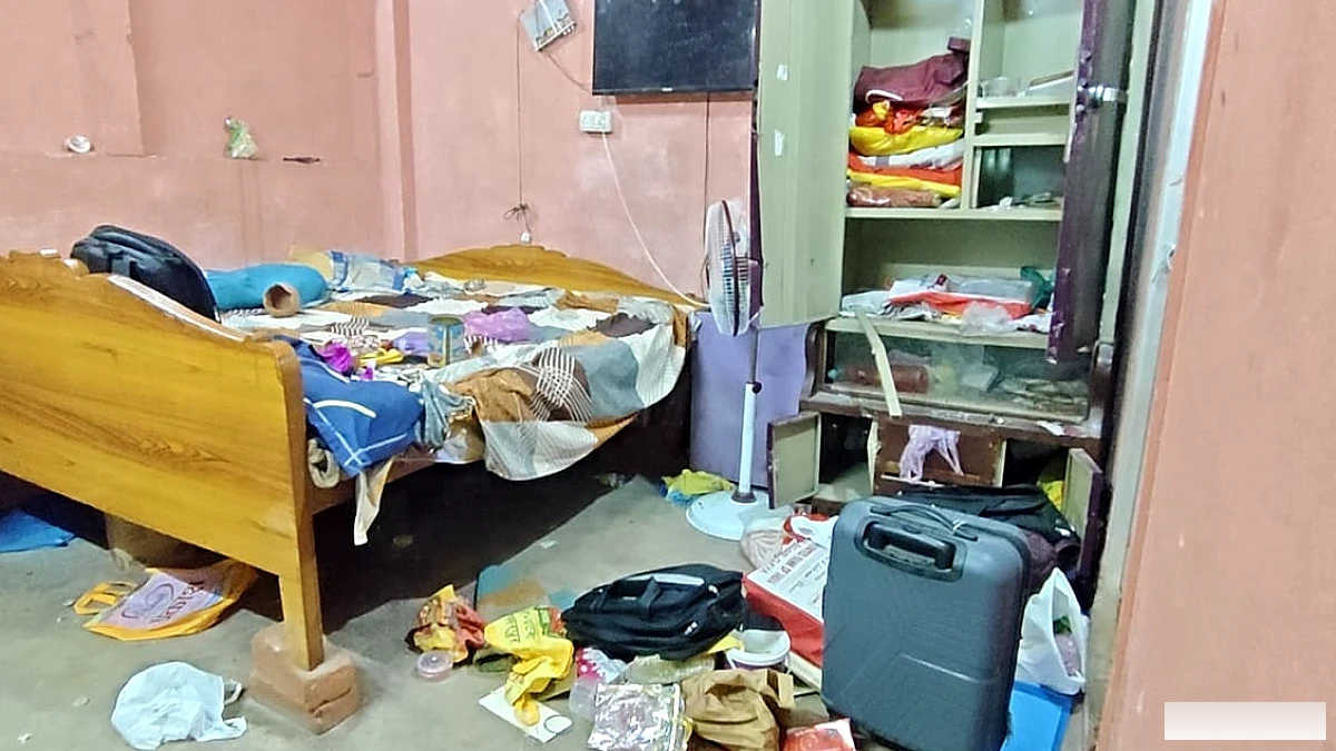 बिहार में चोरों का बड़ा खेल: पूजा पंडाल घूमने गया परिवार, पीछे से घर साफ; 55 लाख के गहने-कैश चोरी का दावा