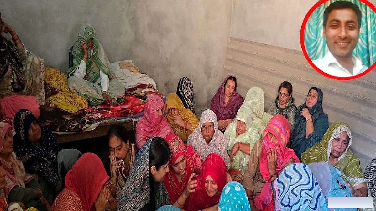 चलती बाइक पर मोबाइल का फटाव: शर्ट की जेब में फोन, परिवार पर हुआ विनाश