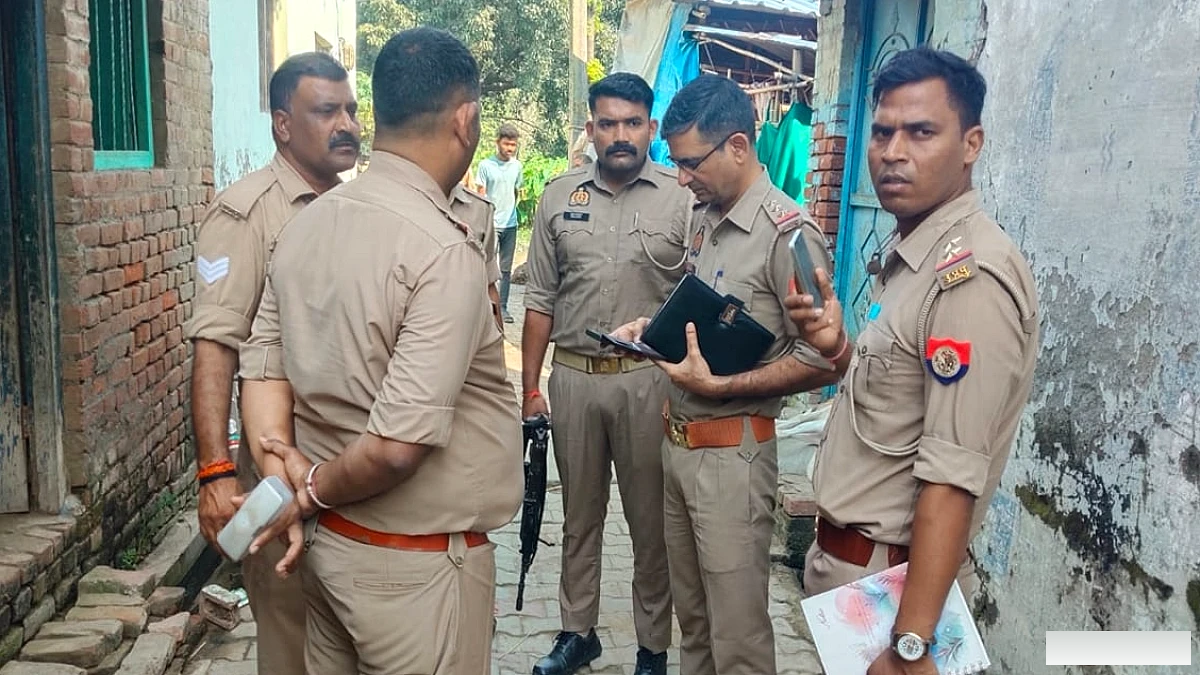 45 साल के दिव्यांग की हत्या, बिस्तर पर मिला शव, संपत्ति विवाद में छोटे भाई पर आरोप