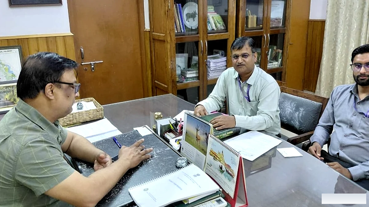 पीटीआर के जंगलों में औषधीय खजाने की तलाश, आयुष मंत्रालय की टीम कर रही सर्वेक्षण